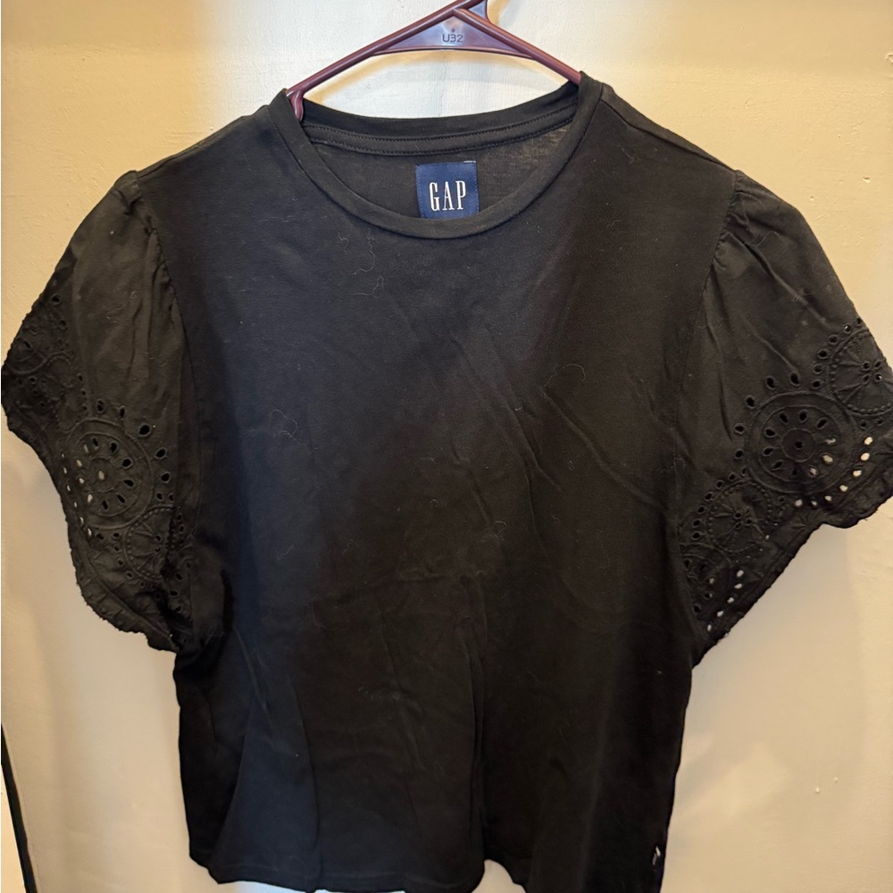 GAP Women's Black Short Sleeve Eyelet Top